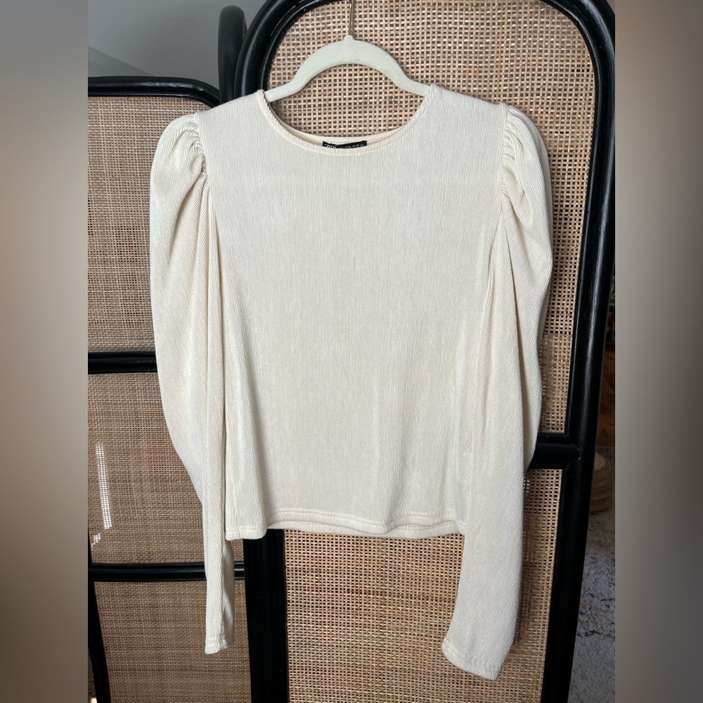 Zara capped sleeve top